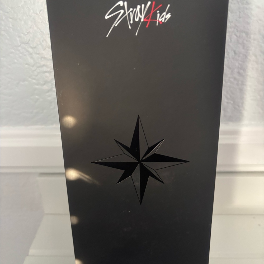 Black Star Design Collectible
